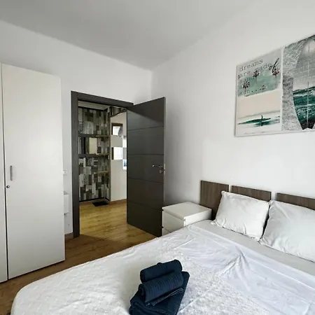 Assutzena 5 Apartamento *