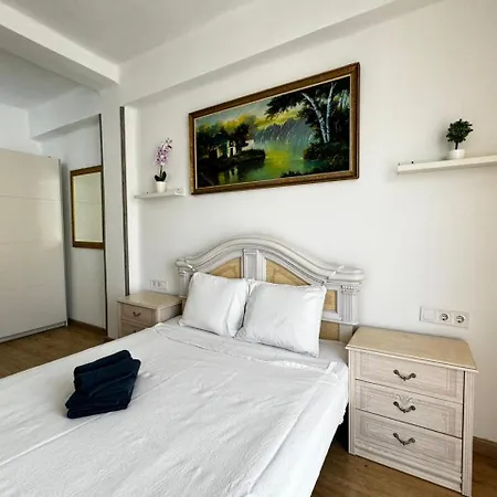 Apartamento Assutzena 5 *