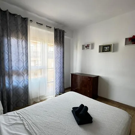 Assutzena 5 * Valencia